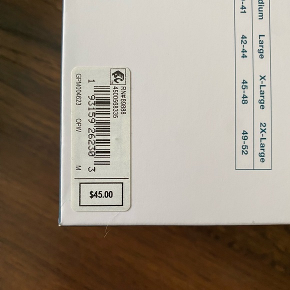 GAP Men's White Cotton V-Neck Tees - Two 3 Pack Boxes NWT - Picture 4 of 4